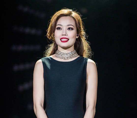 祖儿恋情爆料最新,新恋情曝光，细节曝光引热议